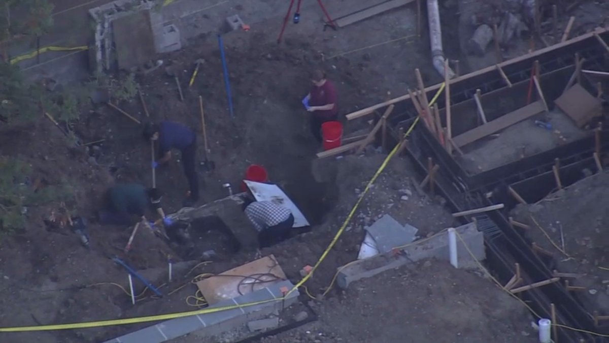Landscapers Discover Car Buried in Atherton Backyard: Police – NBC Connecticut - Vimarsana News