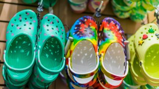 Crocs de colores