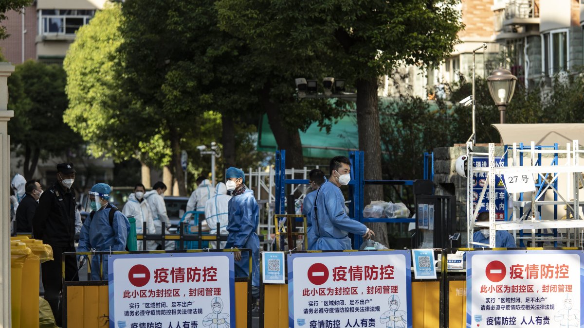 China Imposes New Lockdowns as Cases of COVID-19 Surge – NBC Connecticut - Vimarsana News