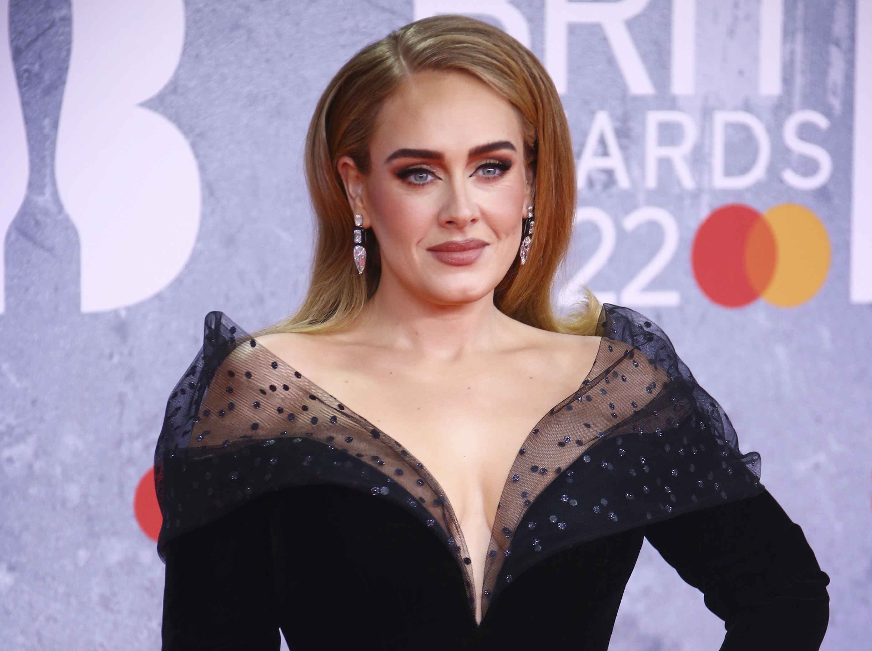 Adele Says She's 'Highly Emotional, Incredibly Nervous' Ahead of Las Vegas Debut – NBC Connecticut - Vimarsana News