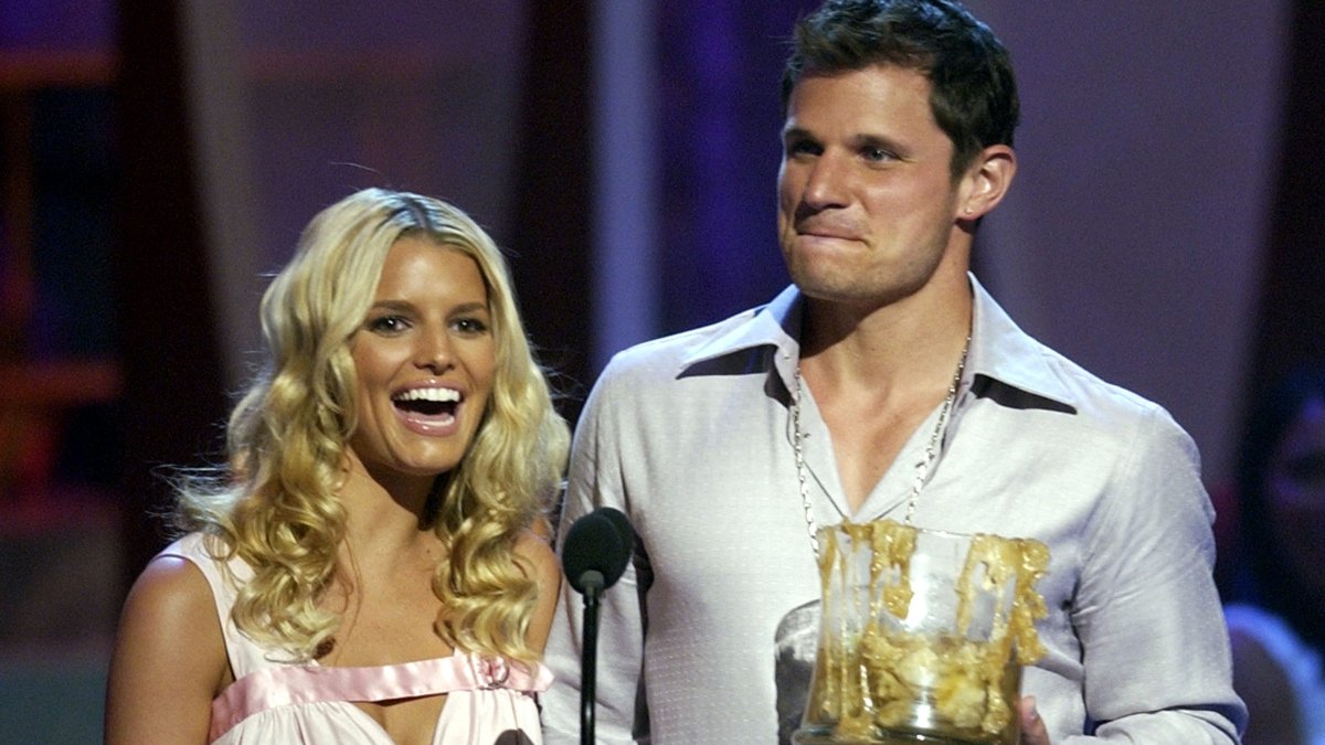 Jessica Simpson Seemingly Disses Nick Lachey Over Newlyweds