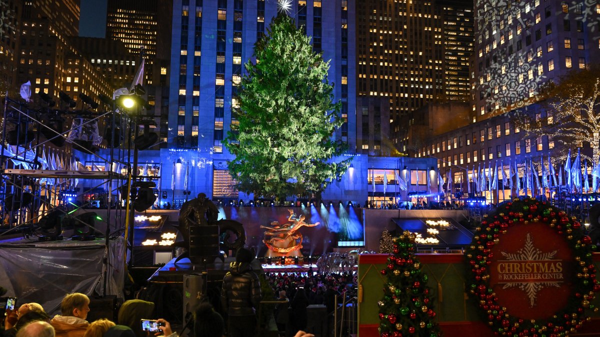 Rockefeller Christmas Tree: Street Closures, How to Watch – NBC Connecticut - Vimarsana News