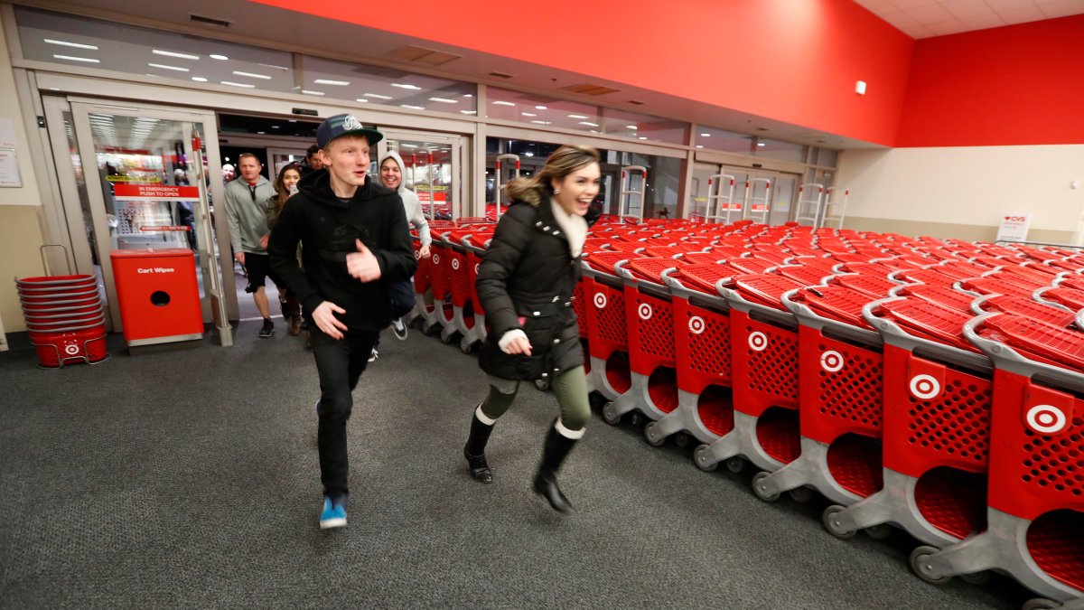 How to Score the Best Black Friday Deals This Year – NBC Connecticut - Vimarsana News
