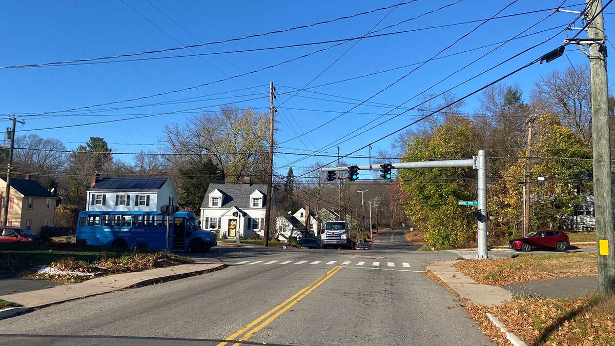 MultiVehicle Crash Closed Part of Middle Turnpike East in Manchester