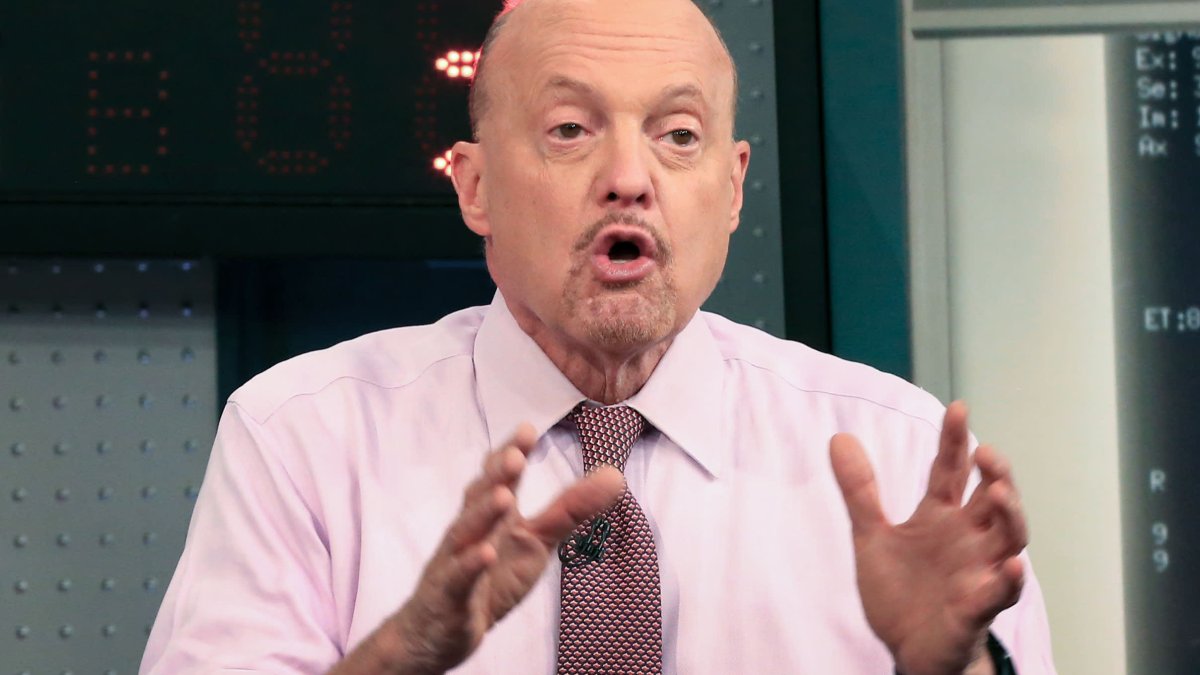 Cramer Warns Investors Not to Repeat This Year's Mistakes When It Comes to Tech Stocks - Vimarsana News