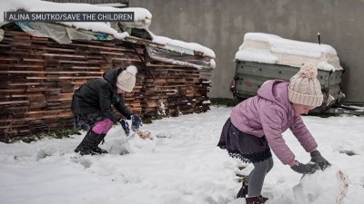 Save the Children Helps Ukrainian Children Struggling With Cold Weather