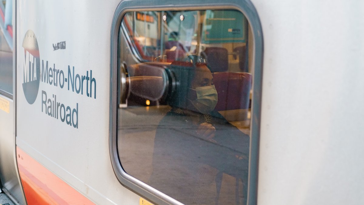 Metro-North trains on schedule Monday after days of work to repair damage