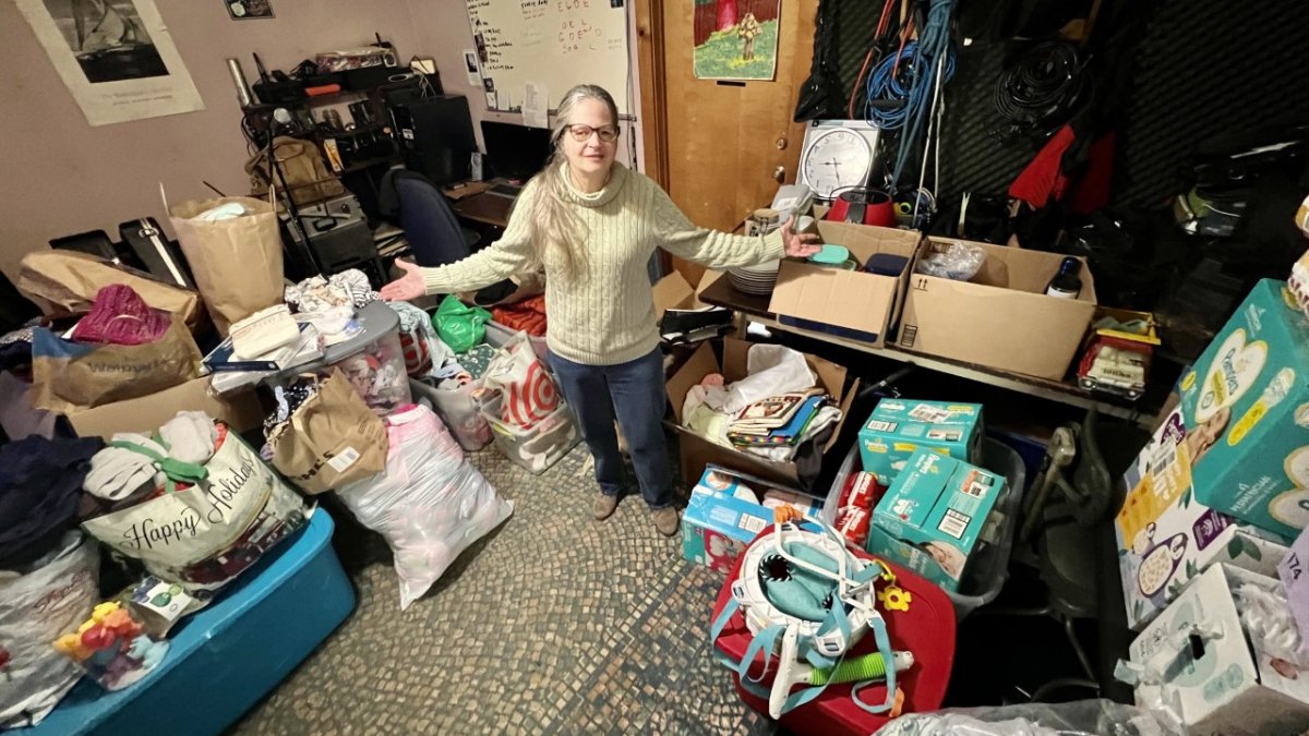 Community, First Responders Support New London Family Displaced by Fire - Vimarsana News