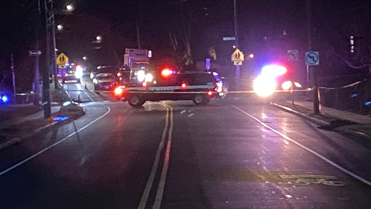 New Britain Avenue reopens in West Hartford after crash – NBC Connecticut