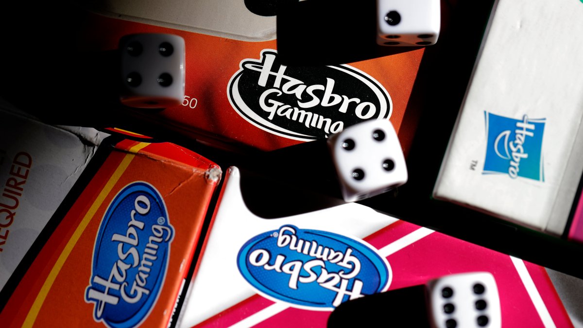Hasbro Warns of Weak Holiday Quarter Results, Cuts 15% of Its Workforce - Vimarsana News
