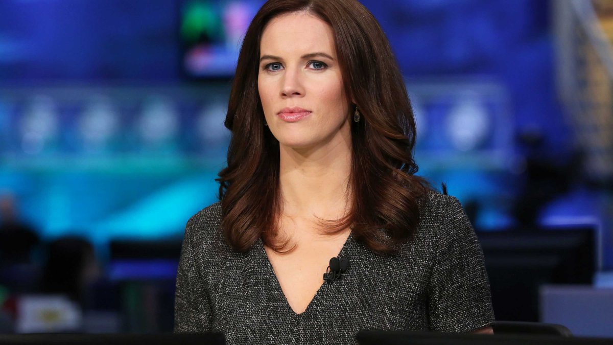 Kelly Evans: "Leading" Us Right Over a Cliff – NBC Connecticut - Vimarsana News