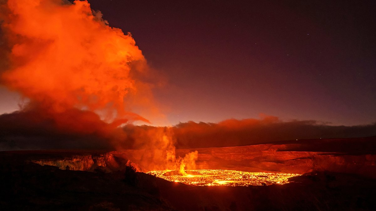 Photos Show Spectacular Moments of Kilauea Volcano Erupting – NBC Connecticut - Vimarsana News