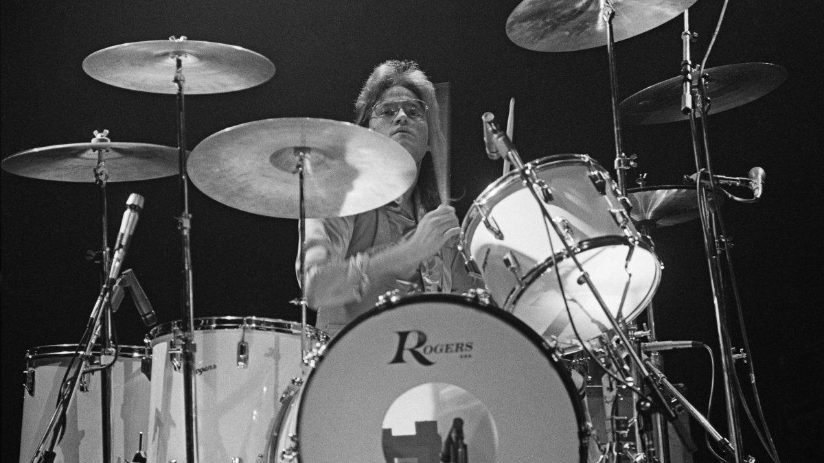 'Takin' Care of Business' Drummer Robbie Bachman Dies at 69 – NBC Connecticut - Vimarsana News