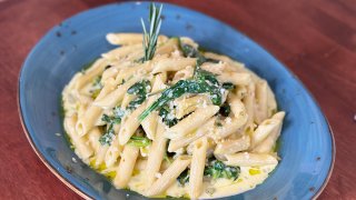 Spinach and Garlic Pasta on a plate