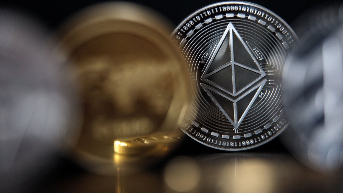 Ether Losses Build as Crypto Investors Weigh the Future of Staking After Kraken Exchange's SEC Settlement - Vimarsana News