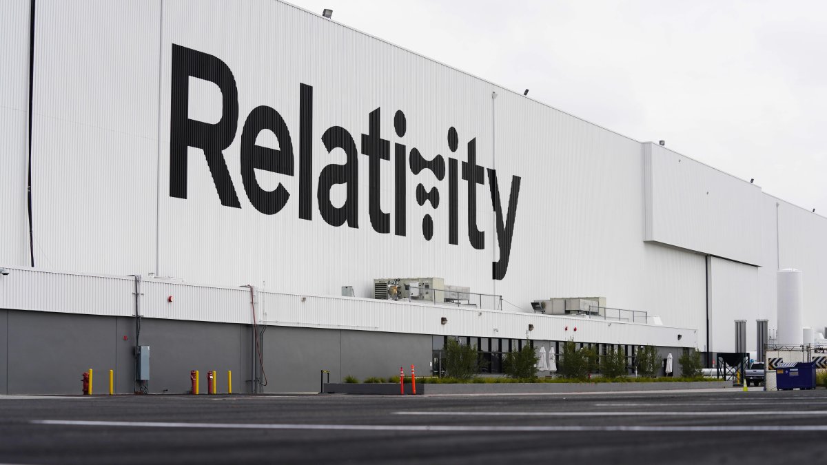 Inside the 'Wormhole,' Relativity Space's Monster Factory 3D-Printing Reusable Rockets – NBC Connecticut - Vimarsana News
