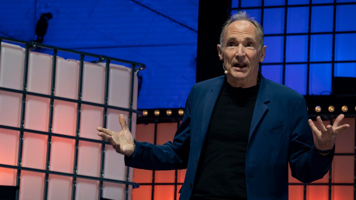 World Wide Web Inventor Tim Berners-Lee Calls Crypto 'Dangerous' and Likens It to Gambling – NBC Connecticut - Vimarsana News
