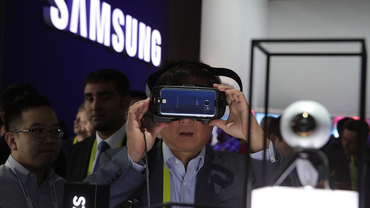 Samsung Is 'Working Out' a Roadmap for Mixed Reality Devices as Rumors of an Apple Headset Swirl – NBC Connecticut - Vimarsana News