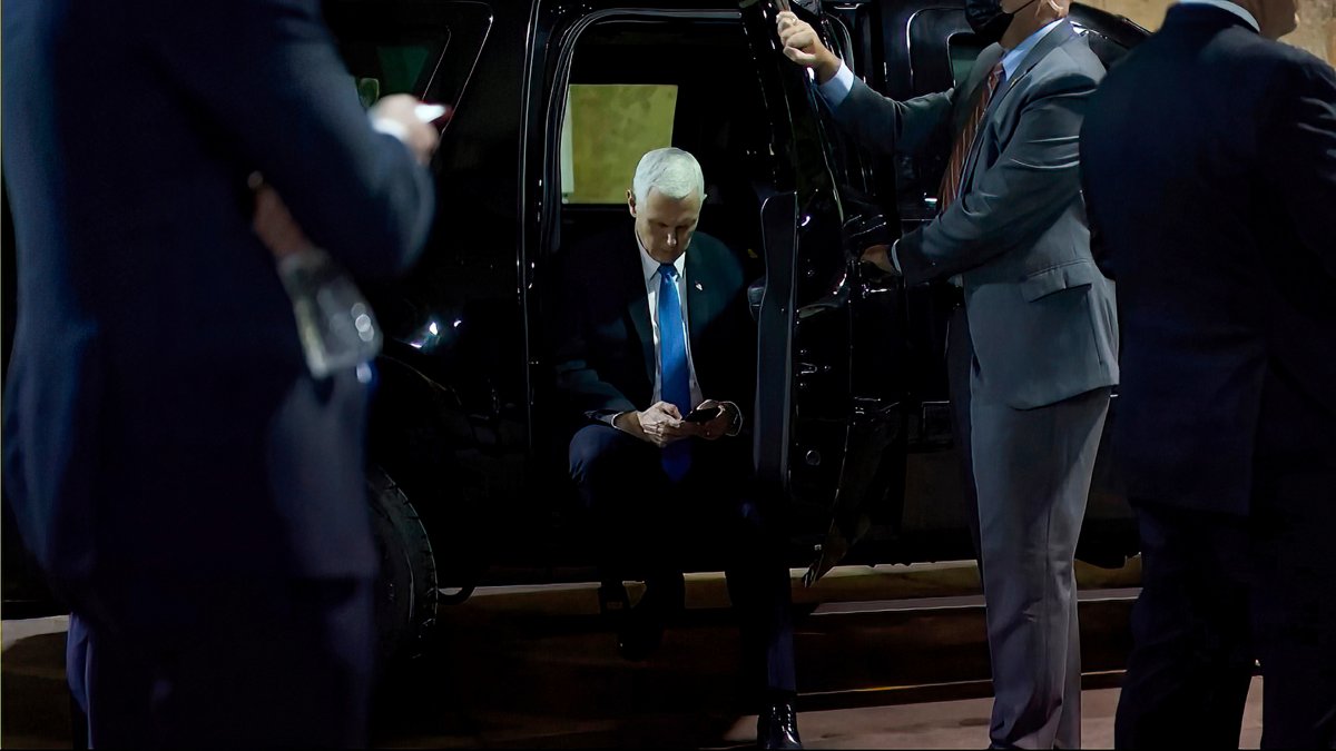 Subpoena of Former VP Mike Pence Could Set the Stage for Dispute Over Executive Privilege – NBC Connecticut - Vimarsana News