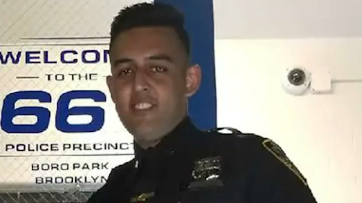 NYPD Cop Shot in Brooklyn Dies Days After East New York Robbery – NBC Connecticut - Vimarsana News