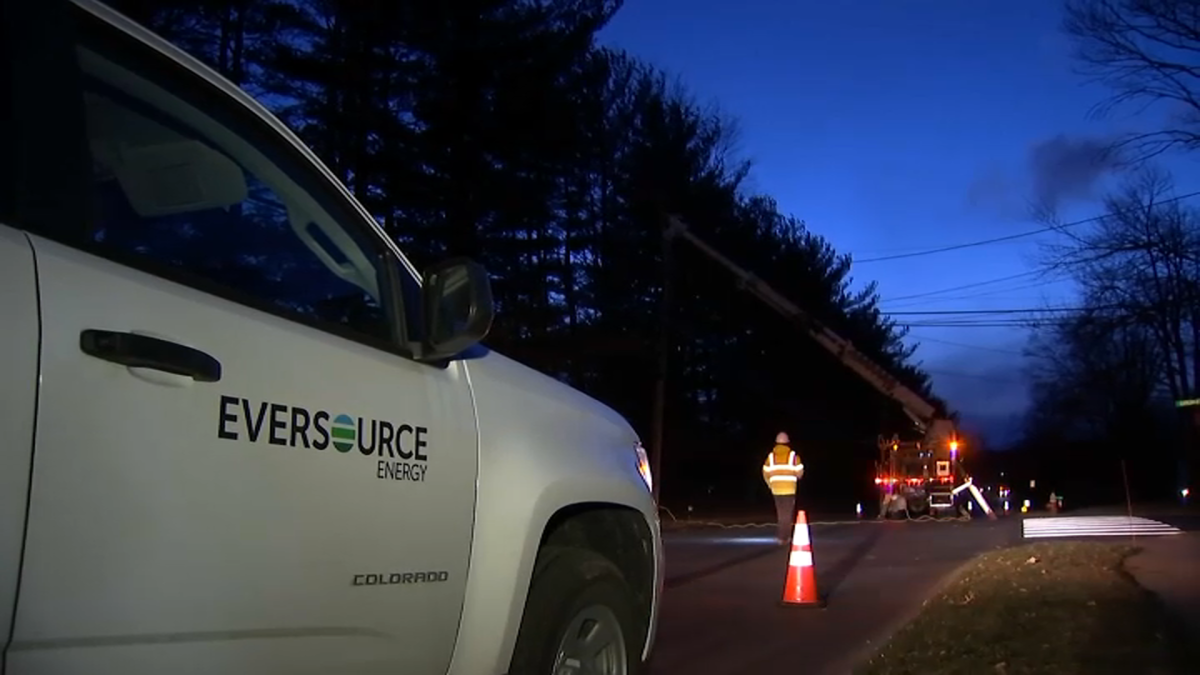 Eversource Crews Work on Restoring Power Amid Extreme Cold Weather