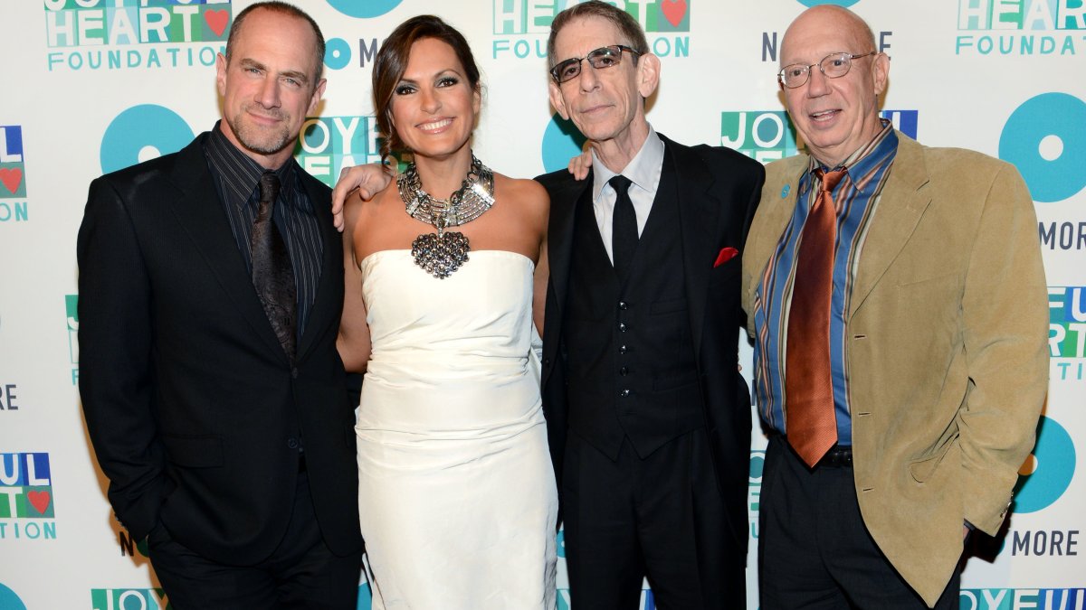 Richard Belzer Honored by Mariska Hargitay and Other 'SVU' Stars – NBC Connecticut - Vimarsana News