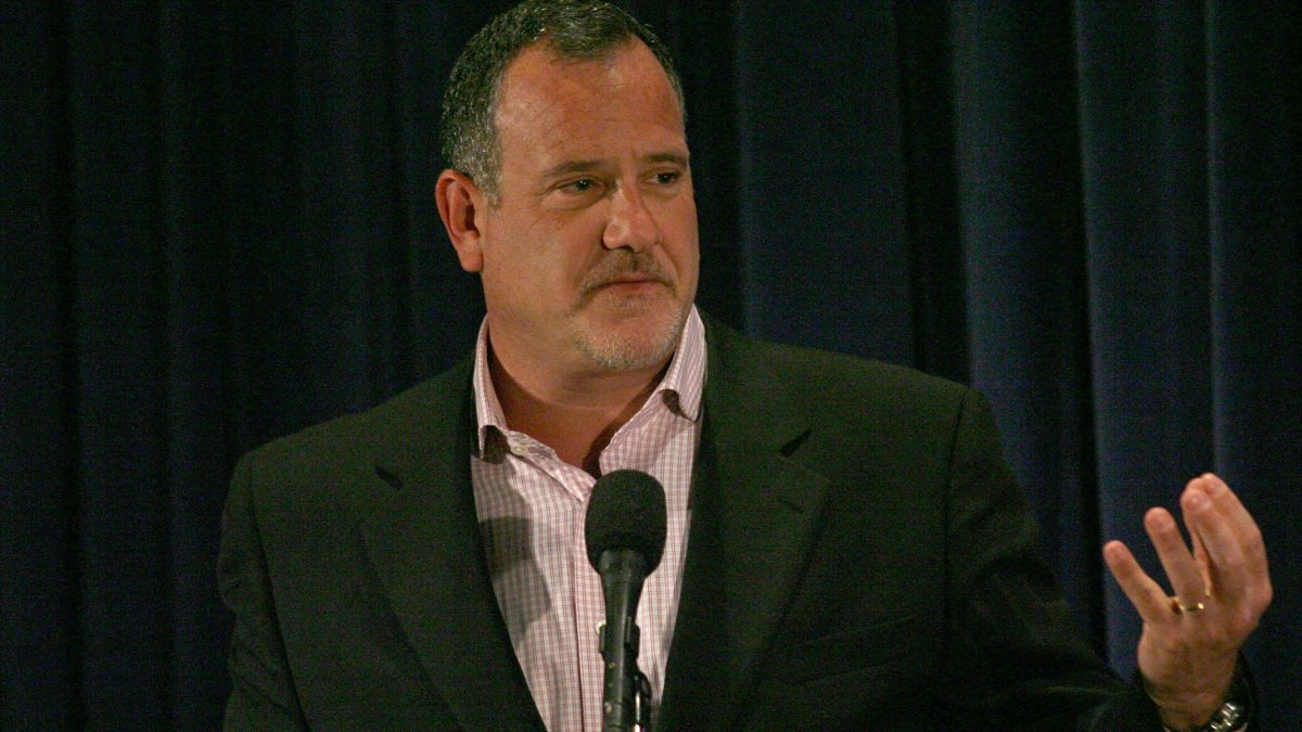 Hollywood Publicist Howard Bragman Dead at 66 – NBC Connecticut - Vimarsana News