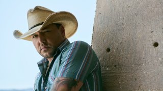 Press photo of Jason Aldean