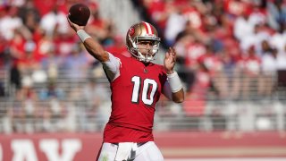 Texans may push for 49ers QB Jimmy Garoppolo; Tom Brady responds