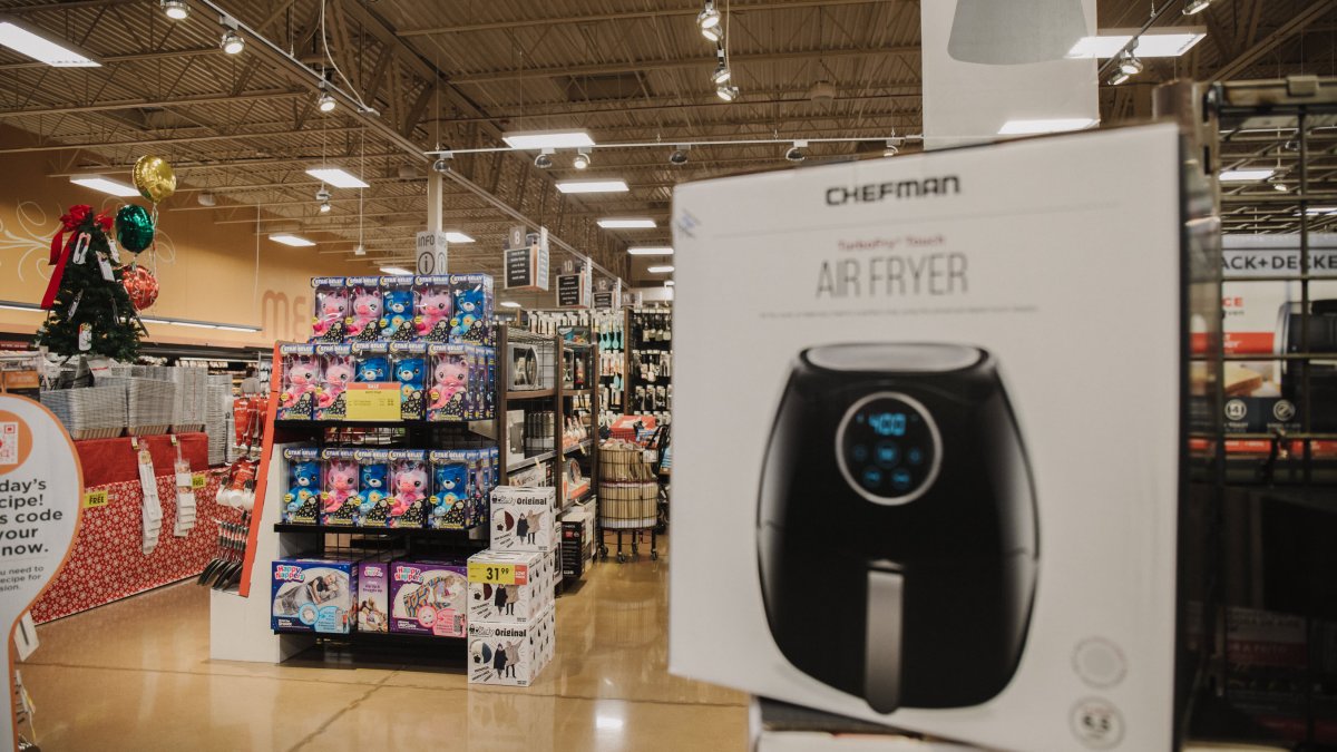 Nestle, Tyson and Other Food Giants Bet on Air Fryer Boom to Grow Sales - Vimarsana News