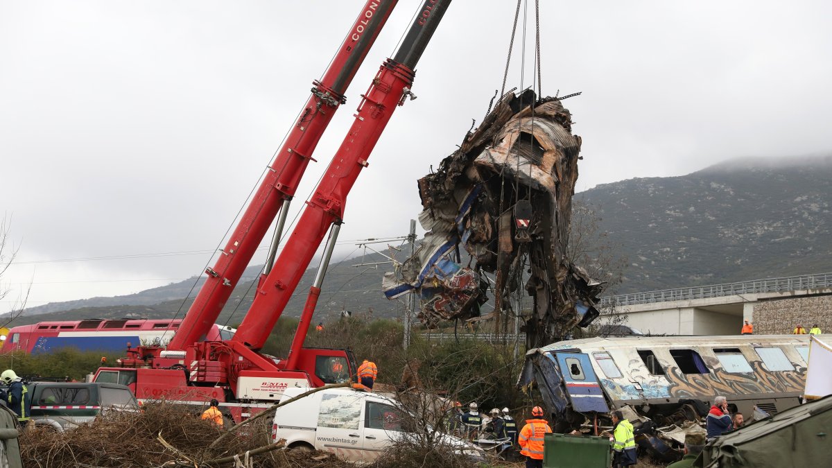 Greece Train Crash: Workers Strike, Citing Dangerous Rail System – NBC Connecticut - Vimarsana News