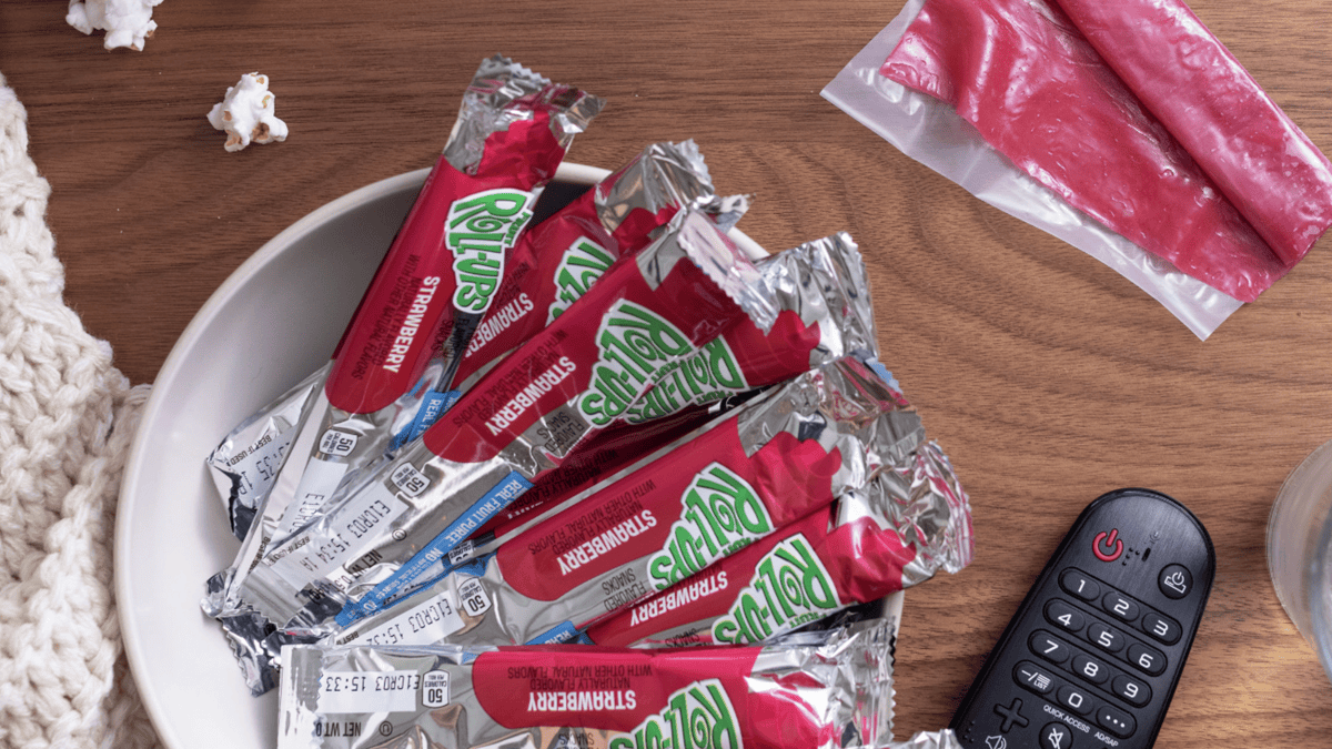 Americans Caught Smuggling Fruit Roll-Ups Into Israel Following TikTok Trend – NBC Connecticut - Vimarsana News
