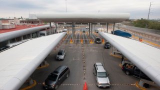 Picture taken in the Mexican side of the Reynosa-Hidalgo International bridge which connects the Mexican city of Reynosa, in Tamaulipas State, with the US city of Hidalgo, in Texas, on January 9, 2019.