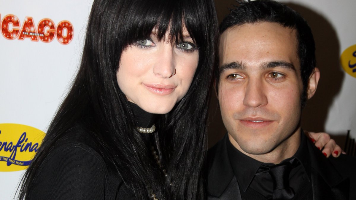Pete Wentz Opens Up About Ashlee Simpson Divorce – NBC Connecticut - Vimarsana News