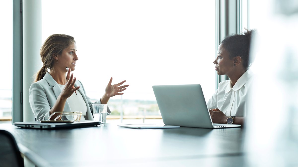 With Layoffs Looming, You Could Be Offered a Voluntary Buyout—4 Things to Know Before Taking One - Vimarsana News