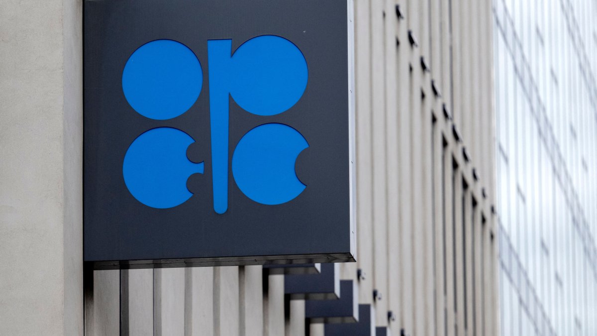 OPEC+ Just Made the Fed's Job More Complicated. Here's Why They Did It — and What Could Be Next – NBC Connecticut - Vimarsana News