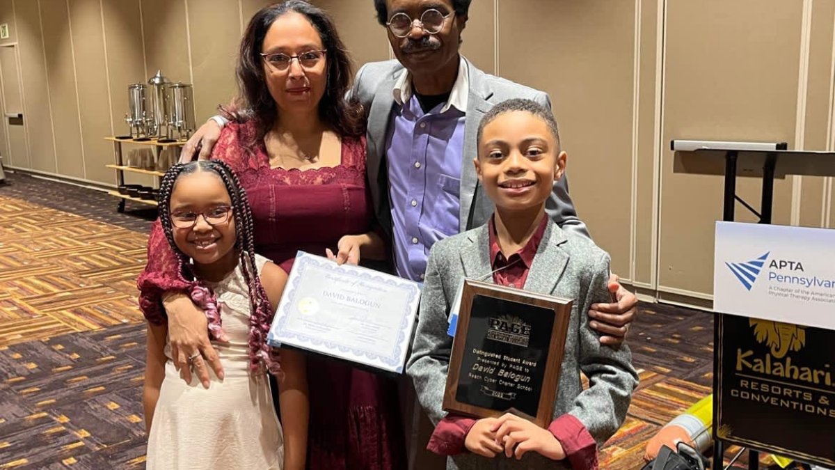 Mom and Dad of 9-Year-Old High School Graduate Share Their No. 1 Parenting Rule: 'You've Got to Develop a Different Mindset' – NBC Connecticut - Vimarsana News