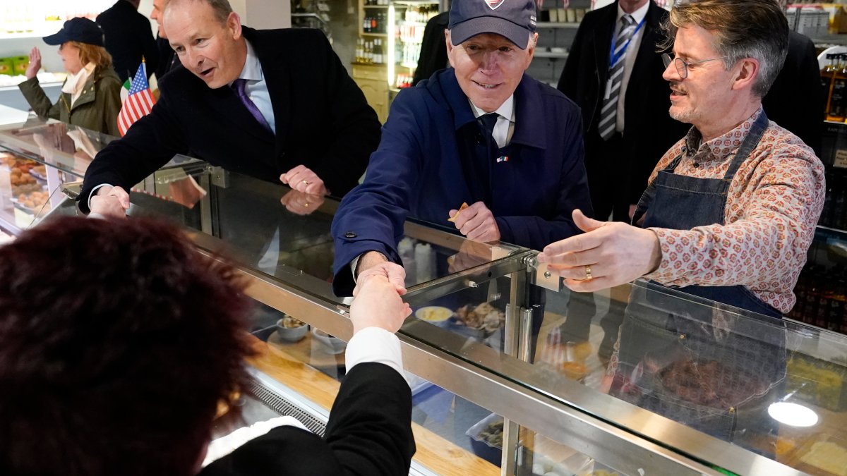 Biden Wraps Up Ireland Trip Visiting Ancestral Hometown – NBC Connecticut - Vimarsana News