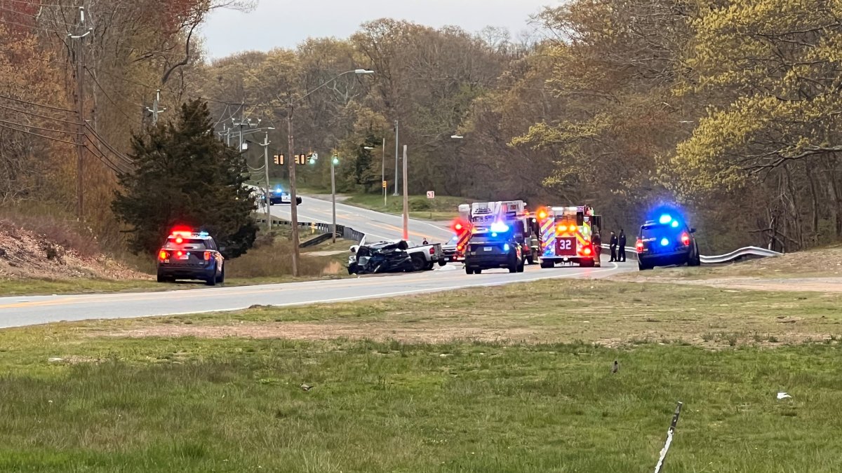 Police ID Woman Killed in Crash on Gold Star Highway; Child in Critical ...