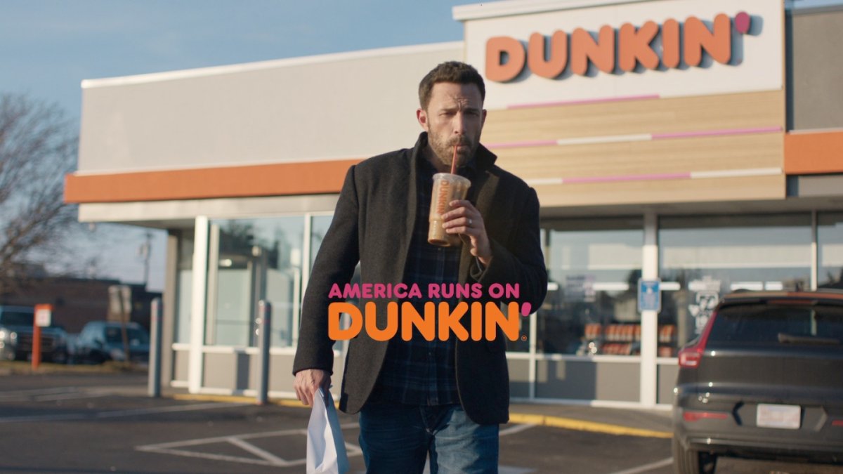 Ben Affleck's New Dunkin' Ad Pokes Fun at Matt Damon – NBC Connecticut - Vimarsana News