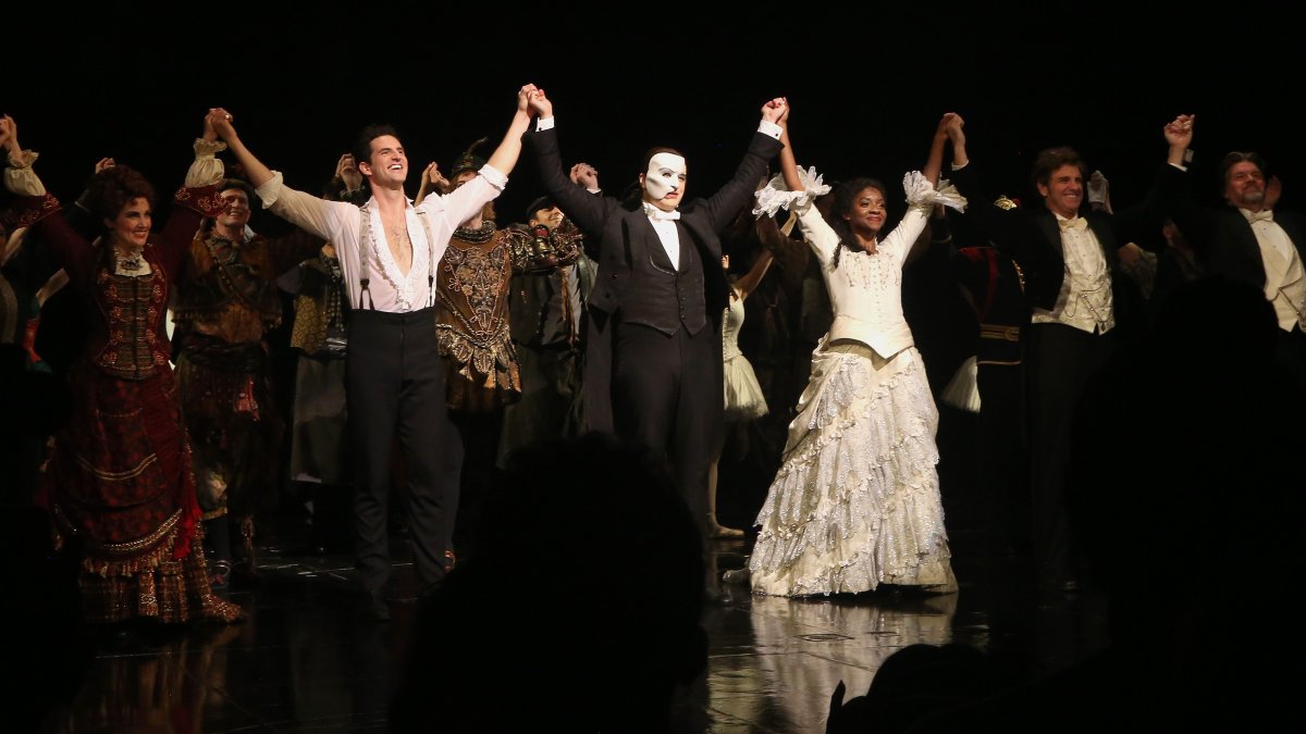 'Phantom of the Opera' Closes Sunday After 35-Year Run on Broadway – NBC Connecticut - Vimarsana News