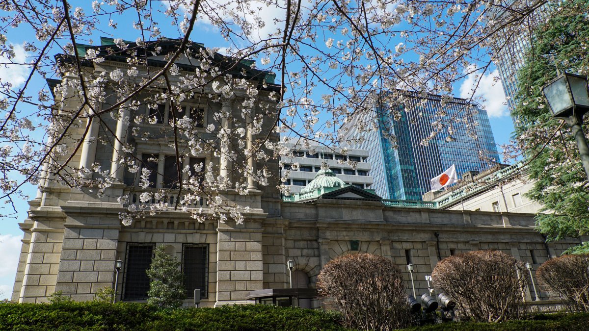 Japan Stocks Surge to Highest Since 1990 as G-7 Meeting Is Underway - Vimarsana News