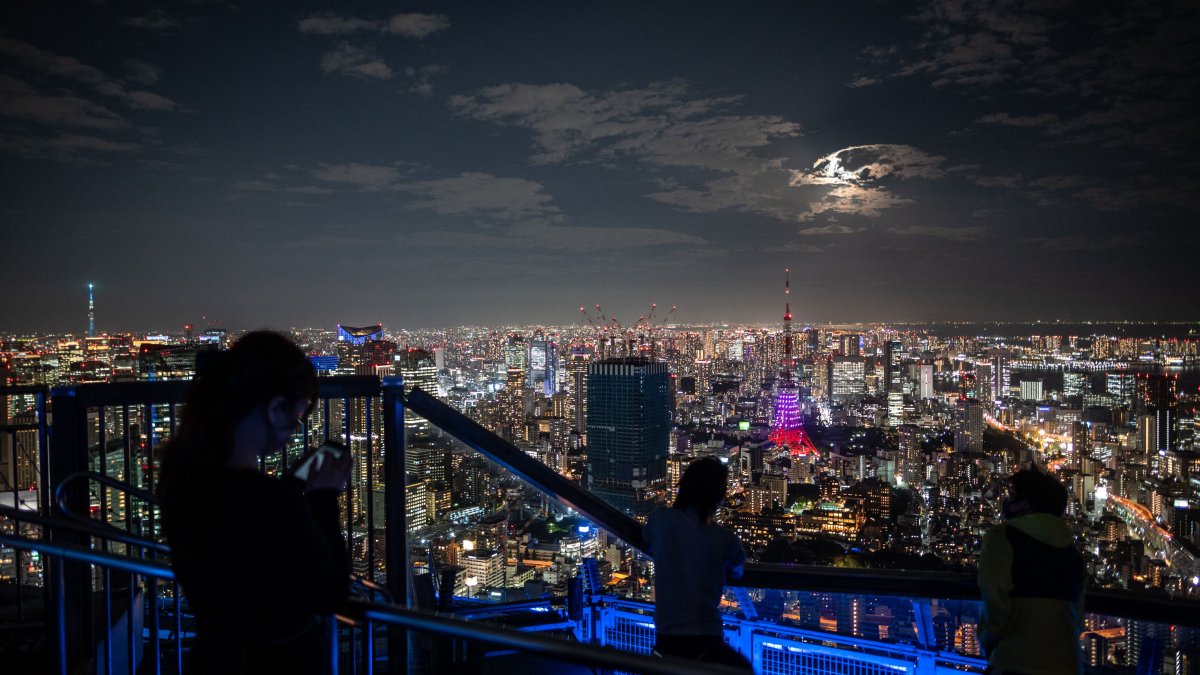 'Foreign Investors Are Back': Japan Stocks Surge to Their Highest Since 1990 – NBC Connecticut - Vimarsana News