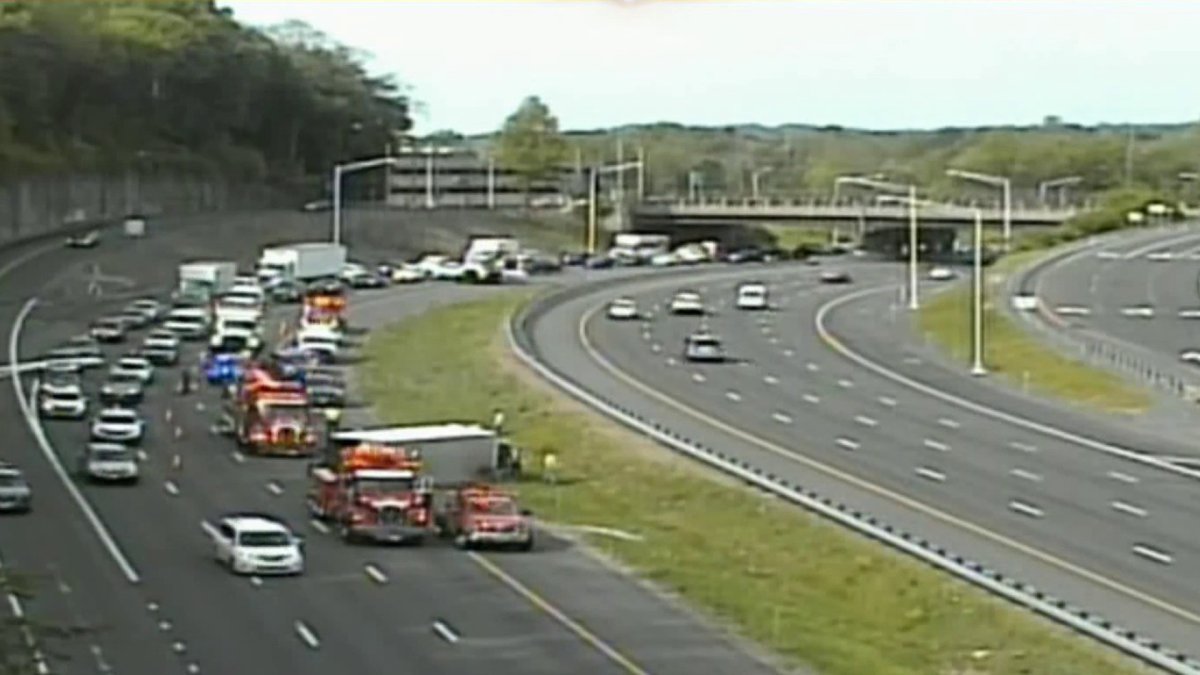 Box Truck Crash Closes Lanes on I-84 East in West Hartford – NBC ...