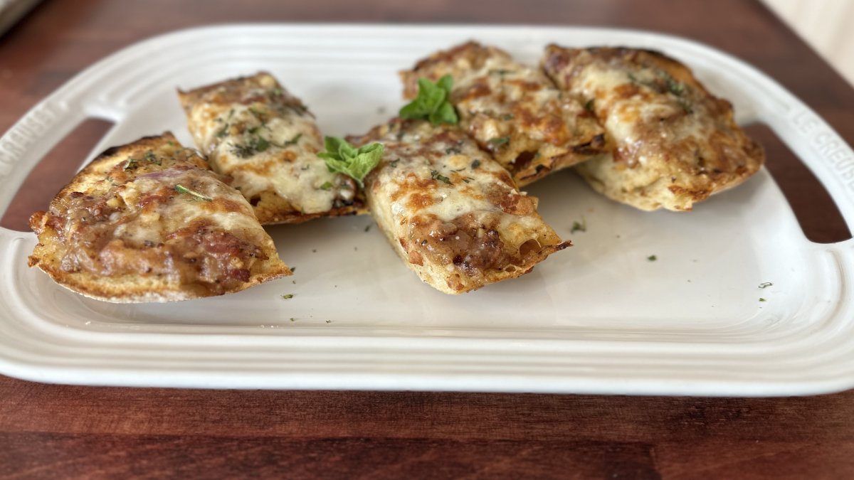 Clam & Bacon Flatbread NBC Connecticut