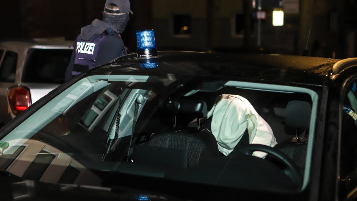 Around 100 Arrested in Germany, Italy Related To Mafia Group – NBC Connecticut - Vimarsana News