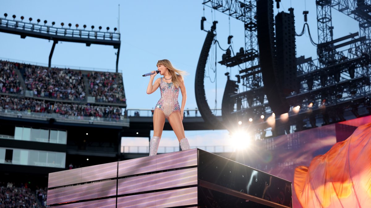 Taylor Swift at MetLife Stadium: What to Know Before You Go – NBC Connecticut - Vimarsana News