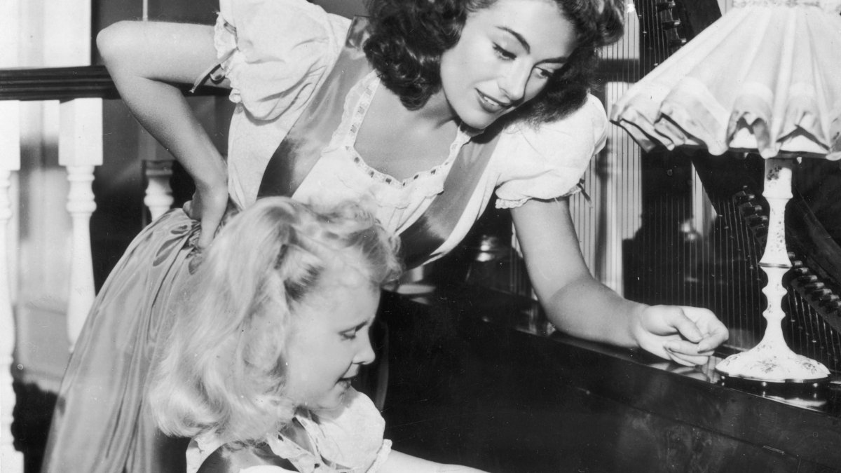 10 Screen Moms From Hell to Watch this Mother's Day – NBC Connecticut - Vimarsana News
