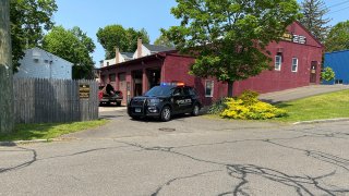 Crews respond to Hilliard Street in Manchester