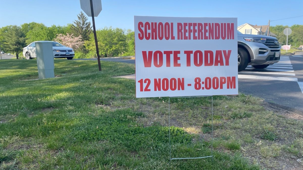 Cromwell Voters Approve Additional Funds for School Construction